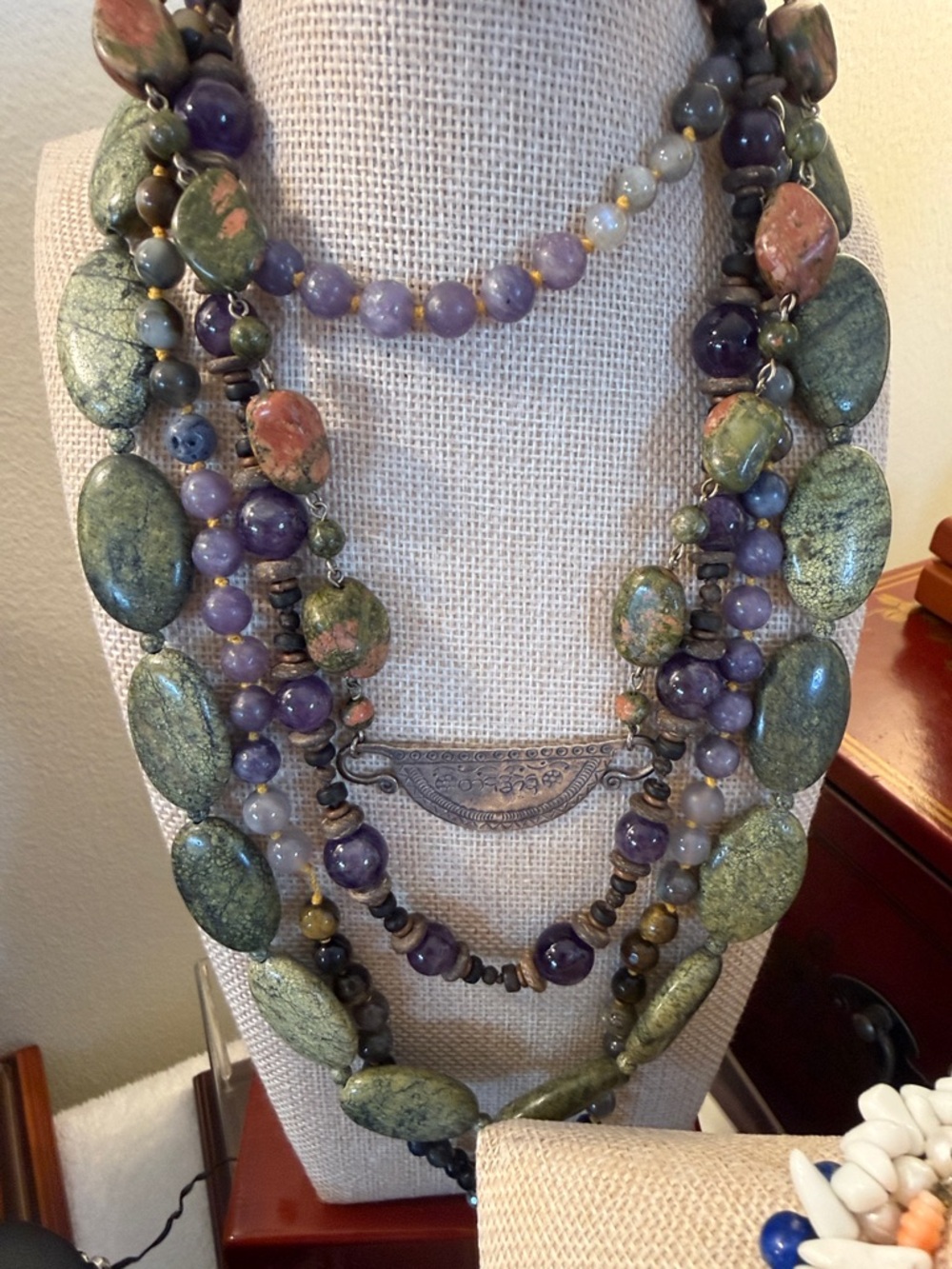 Come dig with me.  Unlisted gorgeousness in every price range. - Picture 6 of 17